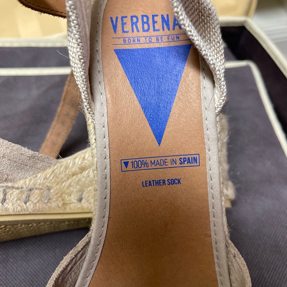 Verbenas Women's Tan Espadrilles